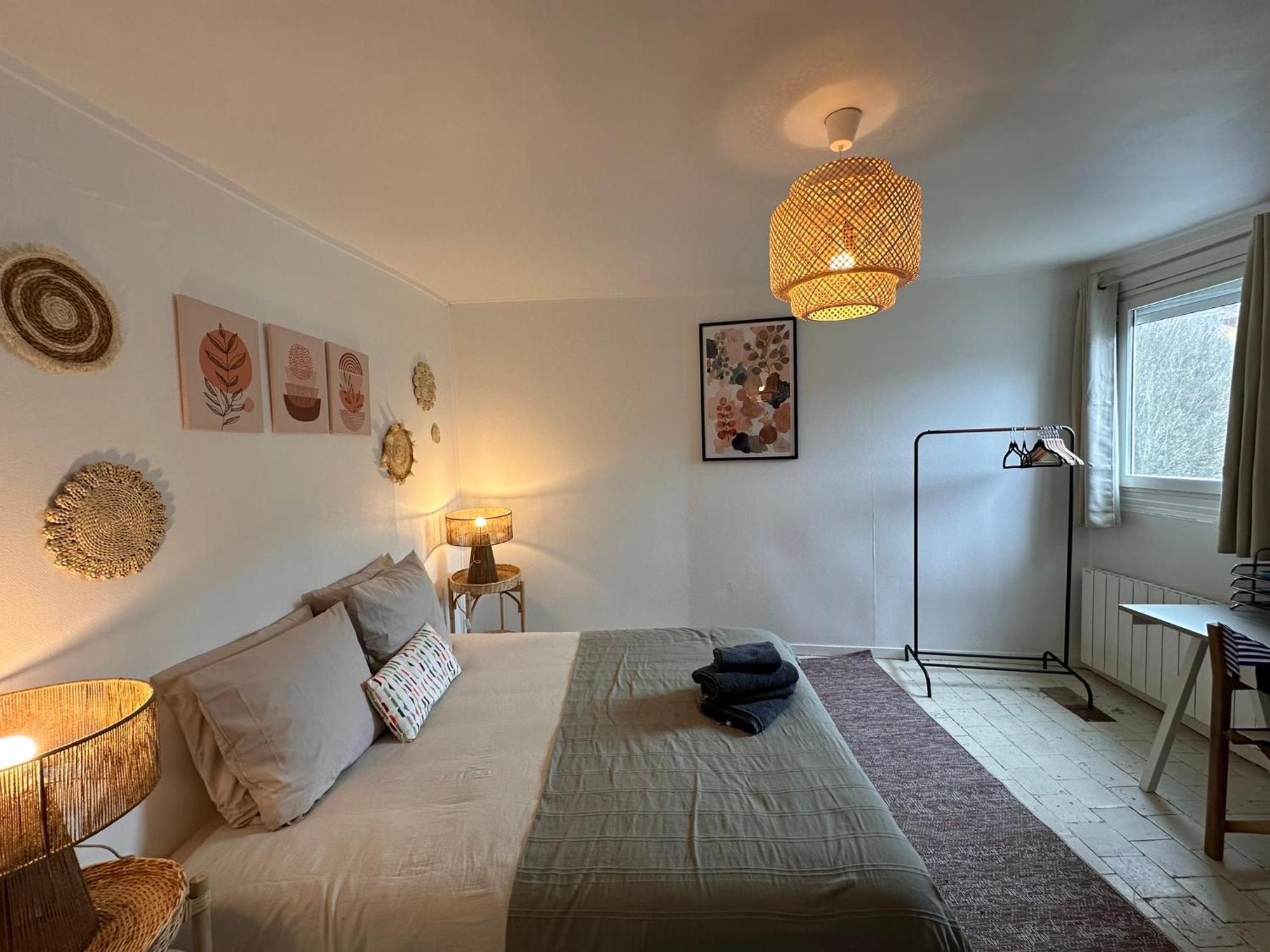 Large Apartment In City Center Honfleur Bagian luar foto